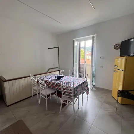 5 Terre Hub Migliarina Apartment *